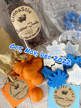 Load image into Gallery viewer, Bathtime Junkie Wax Melt Quarterly Box